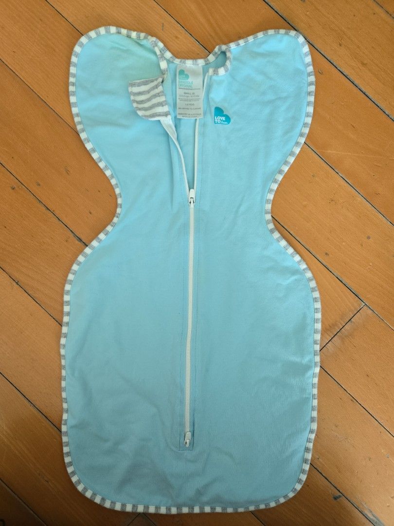 Love2dream sleepsack Small 3.5 6kgs 1.0 tog Carousell