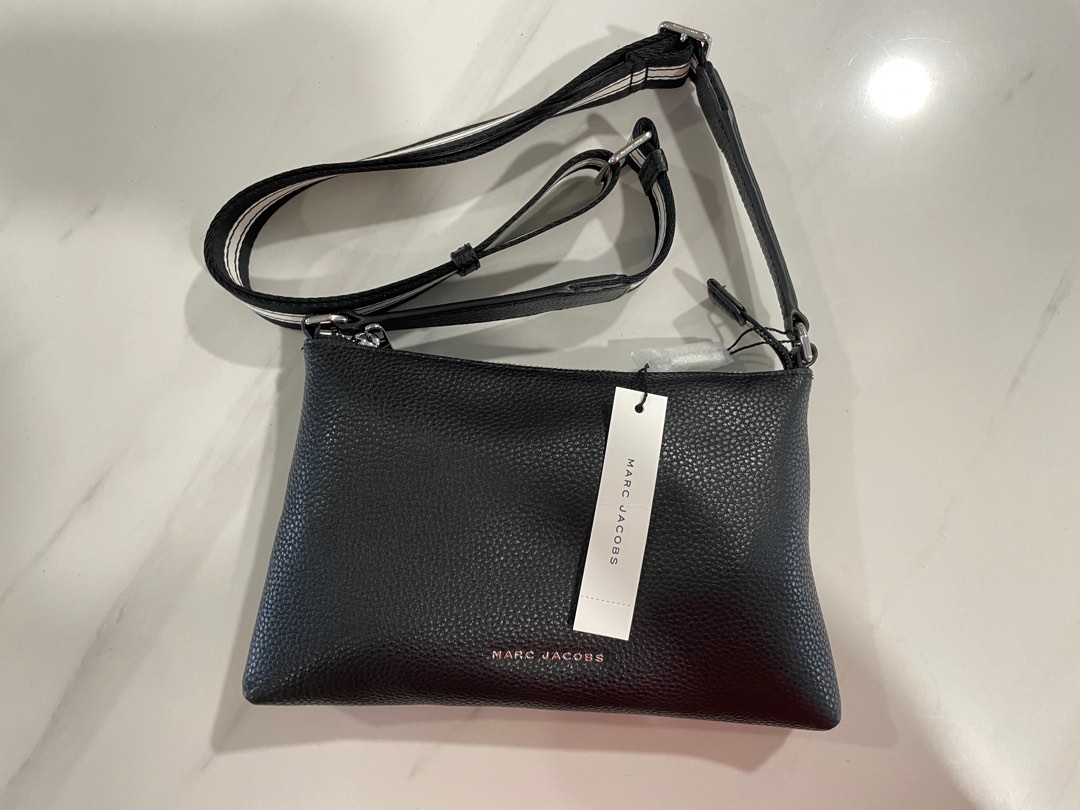 Marc Jacobs Sling Bag Leather, Luxury, Bags & Wallets on Carousell