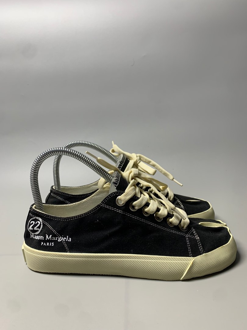 margiela split toe reebok