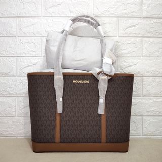 Michael Kors Jet Set Travel Small Logo Top-Zip Tote Bag