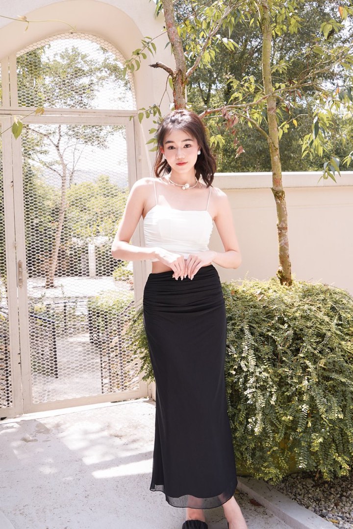 Mikayla Joelle V2 Mermaid Hem Ruched Midi Skirt in Black, Women's