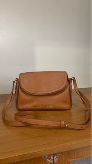 (Kategori: ) berada di . Dikirim oleh madamlinestore (ID iklan 1306049737, Gambar 1). Deskripsi: .