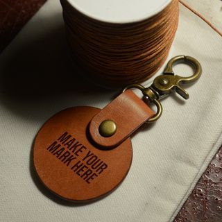 Personalized Leather Keychain (Veg-tan leather Circle shape) Available in 2 colors