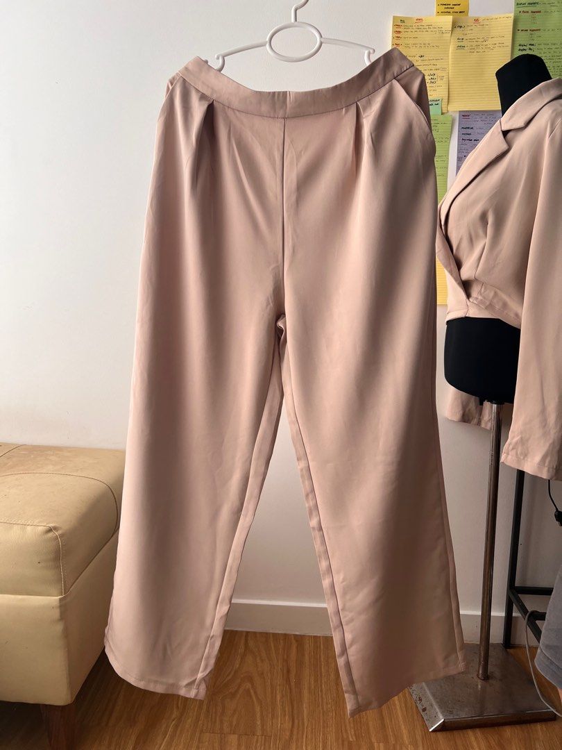 Shein Cream Coordinates (Category: Sets or Coordinates) located in Mandaluyong City. Submitted by ecrystalsph (Listing ID 1306068556, Image 3). Description: Shein Cream Suit Coordinates in XL size Never been used.