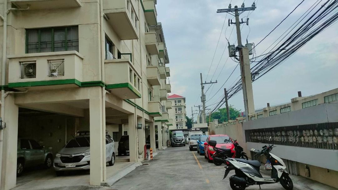 Studio Unit Condominium for sale in Cainta, Rizal (Category: Apartments & Condos) located in Taytay. Submitted by thepottershandrealty (Listing ID 1306033060, Image 1). Description: CONDOMINIUM FOR SALE IN VALLEY MANSIONS Location: Cainta, Rizal nearby: - Primark - STI Ortigas Cainta - Sierra Valley ---------- clean title without parking cash or bank finance 1st Unit Floor Area: 28.33 sqm Price: 1.45M . 2nd Unit Floor Area: 28.33 sqm Price: 1.45M
