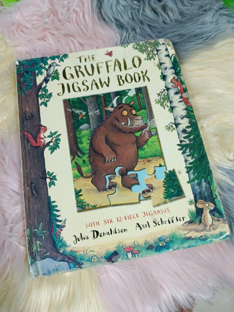 📍The Gruffalo Jigsaw book (Category: Children's Books) located in Las Pinas. Submitted by mommy_14 (Listing ID 1306160798, Image 1). Description: 📍The Gruffalo Jigsaw Book 📍With 6 12pcs jigsaw puzzle 📍Complete 💸350 only 😊 📍With free Gruffalo pencil case 😊 📍Gcash 📍Lalamove/gogo express/j&t direct.