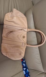 （分類：）位於 。 由 queenielam60 提交（商品編號 1306127371，圖片 1）。簡介： 。
