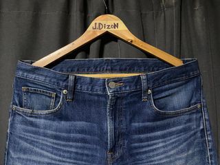 Uniqlo Straight Cut Jeans