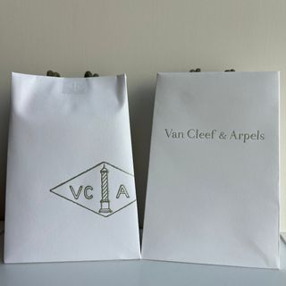 Van Cleef & Arpels paper bag 15x 20.5x5cm, vca, VC&A64190438501634110