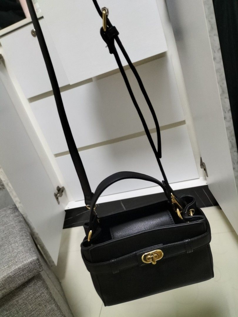Vincci sling bag