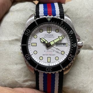 Jam diver murah 2025