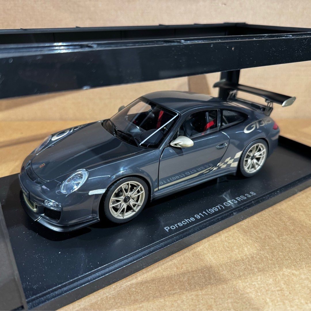 1/18 Autoart Porsche 911 (997) GT3 RS 3.8 Grey/ Gold Metallic