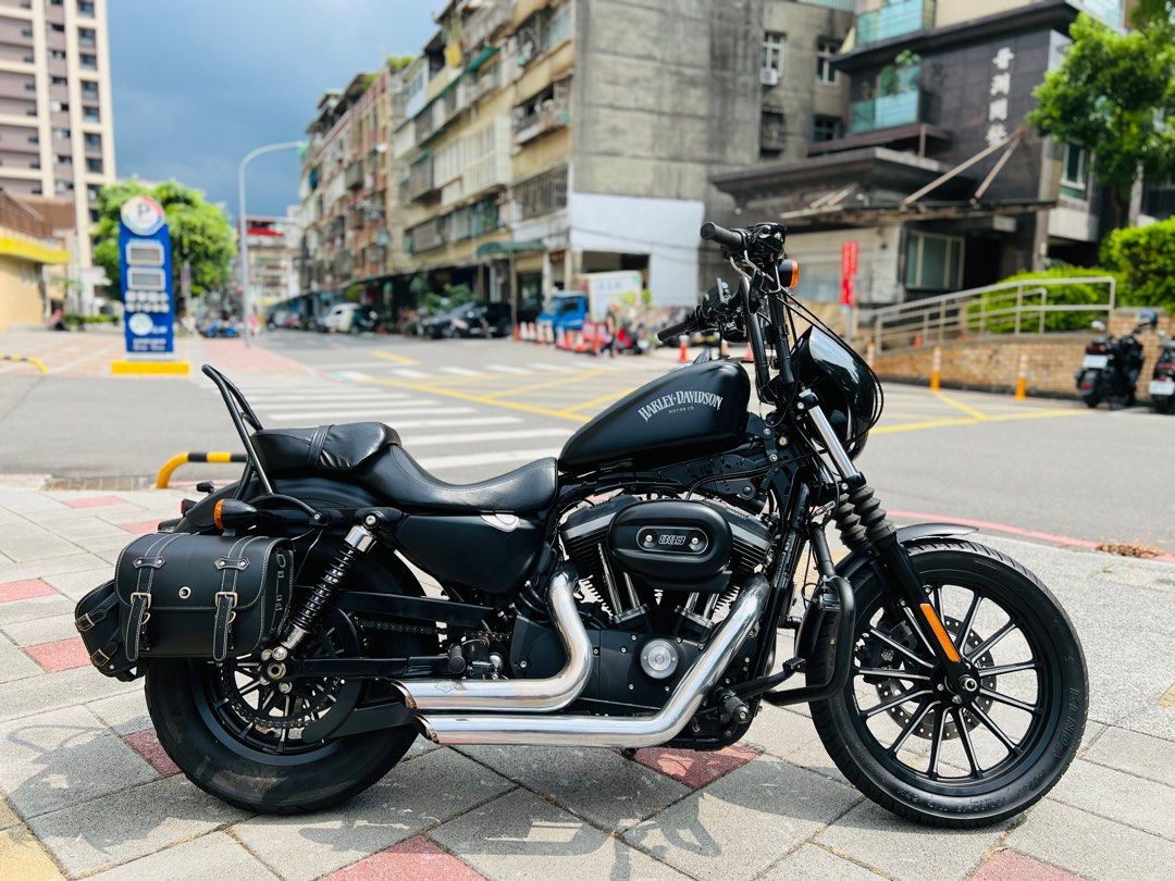 2015年哈雷Harley-Davidson XL883N Iron 883 ABS, 機車, 重機在旋轉拍賣