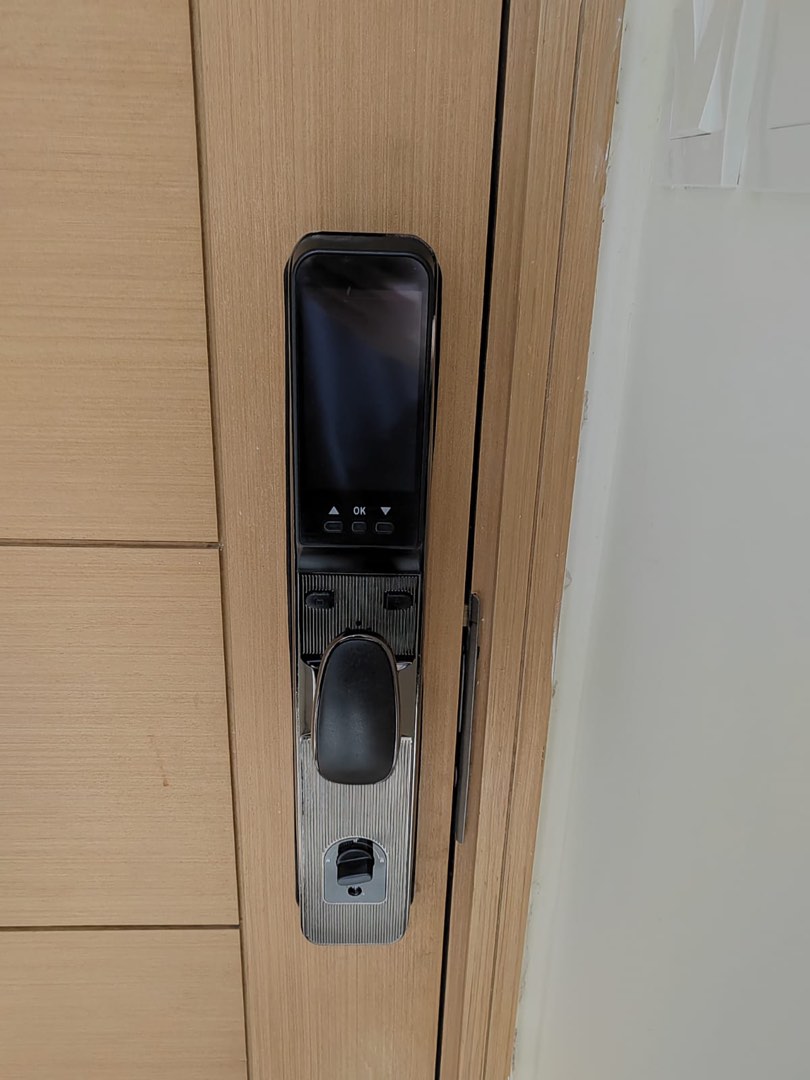 提供專業電子鎖安裝、及鎖售各類不同品牌及淘寶電子鎖及機械鎖62859982870273112