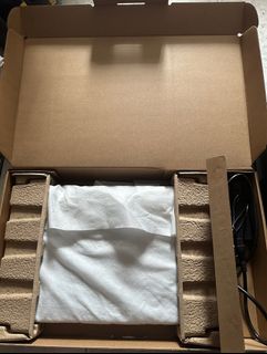 （分類：）位於 。 由 __xxxx__ 提交（商品編號 1306256086，圖片 1）。簡介： 。