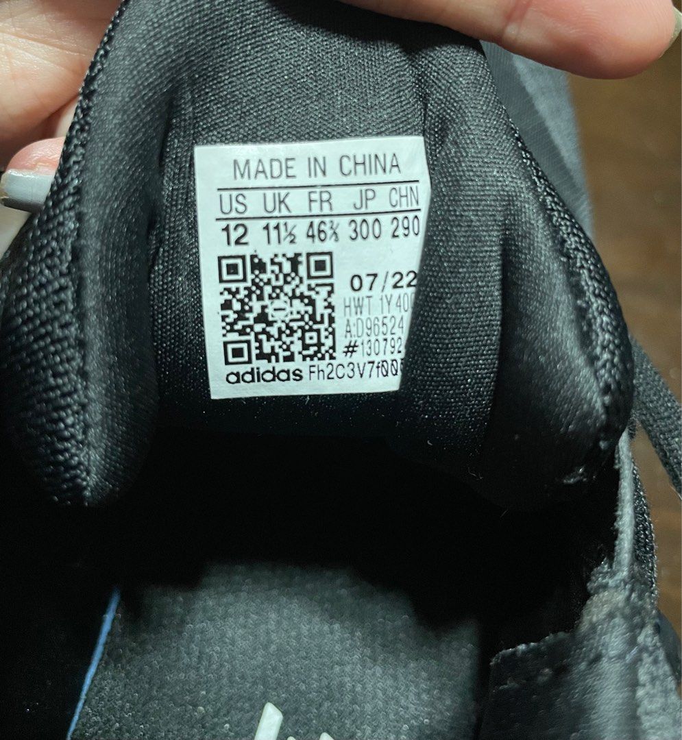 Adidas Alpabounce RC 2.0 | size 12 (Category: Sneakers) located in Makati City. Submitted by yoursthriftly (Listing ID 1306277946, Image 3). Description: Adidas Alpabounce RC 2.0 D96524 Size US 12 Used once No box.
