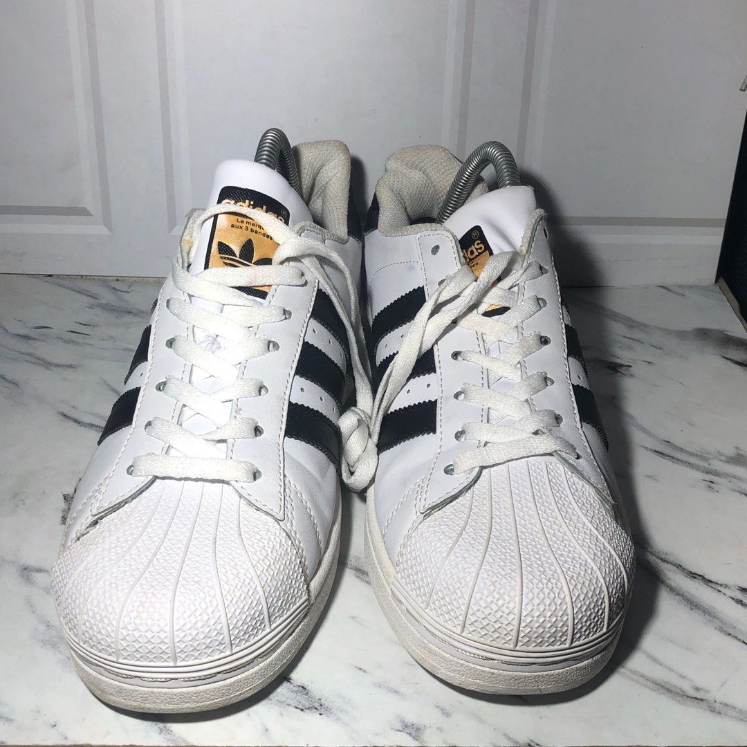 Adidas Superstar 41 minus Fesyen Pria Sepatu Sneakers di Carousell