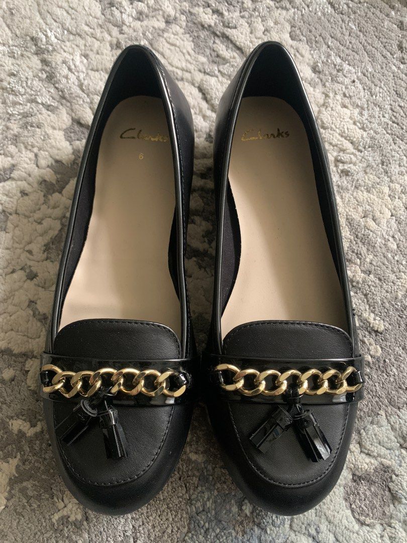 Clarks size 6 online