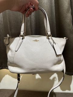 (Kategori: ) berada di . Dikirim oleh declutter.thecloset (ID iklan 1306252242, Gambar 1). Deskripsi: .