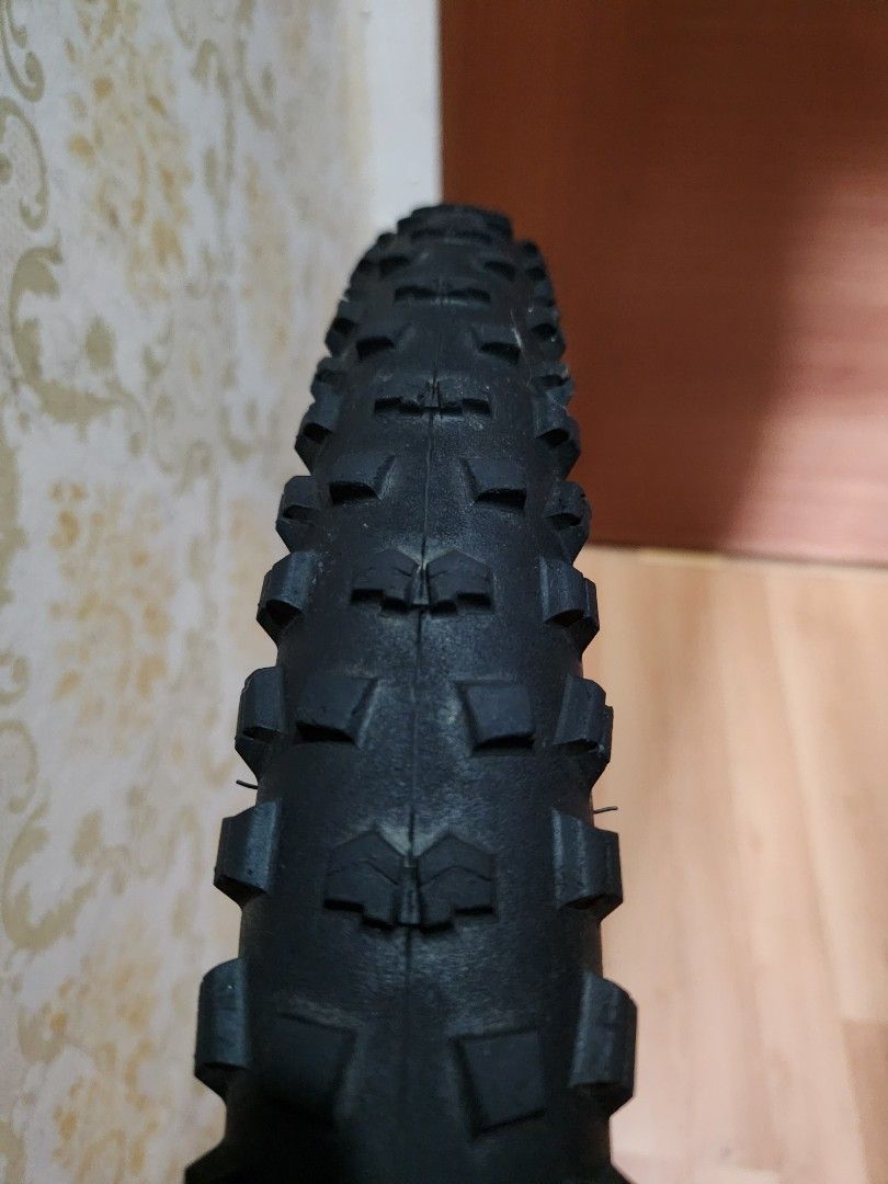 Continental Mountain King 26 2.4 Sports Equipment Bicycles Parts Parts Accessories on Carousell