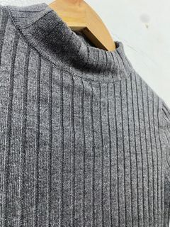 Forever21 - Knitted Long sleeves