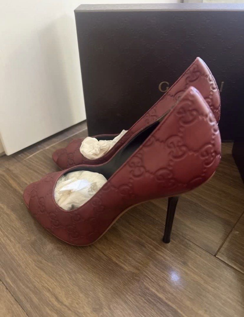 Gucci heels red discount