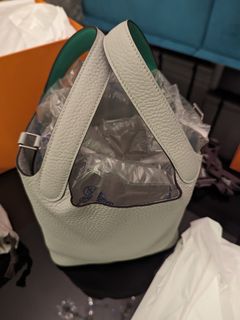 (Category: ) located in . Submitted by stingray.falcon (Listing ID 1306325523, Image 1). Description: .