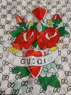 "GUCCI" Interlocking GG Tattoo Rose Heart Silk Scarf Moving Out Sale!!!