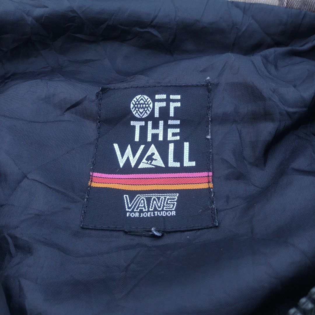 Jaket Vans Ecws Army Camo