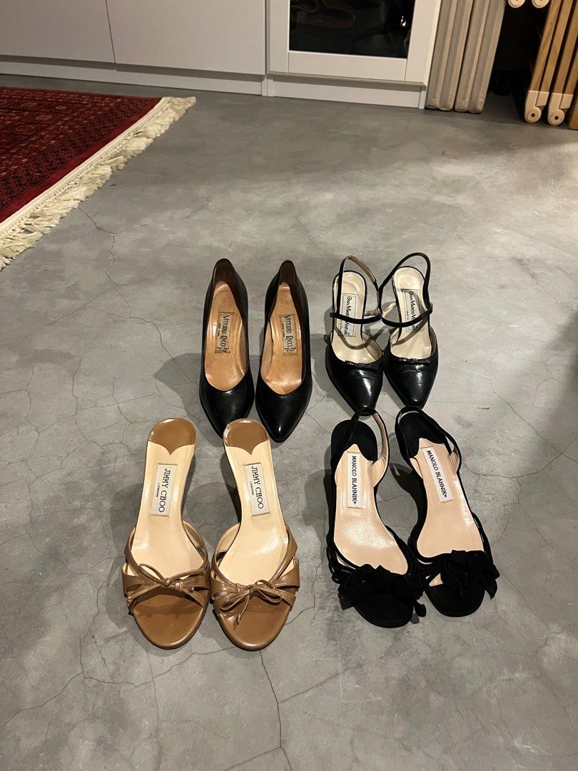 Manolo blahnik low heels online