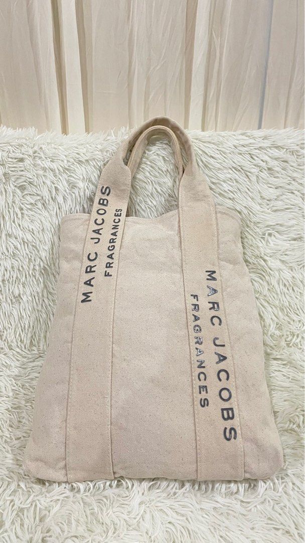 Marc jacobs tote sale store
