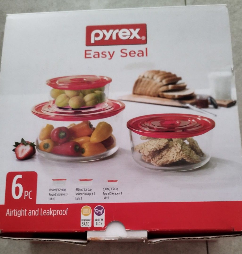 Pyrex Easy Seal Airtight container