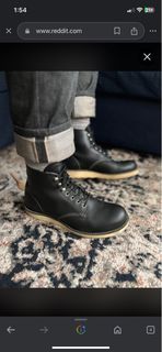 Red Wing -8165- Black Chrome Classic Round Toe Leather Boots