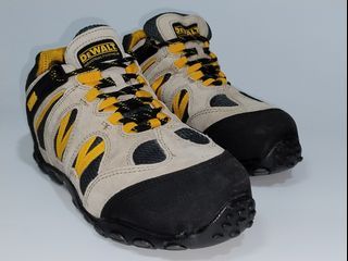 Safety Shoes - Dewalt - Size : UK 9 / EU 43 / US 10