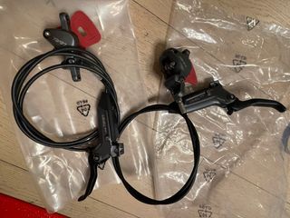 （分類：）位於 。 由 fmkmhk 提交（商品編號 1306336685，圖片 1）。簡介： 。