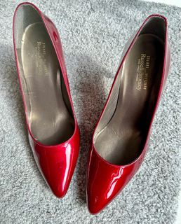 (Category: ) located in . Submitted by indecloset (Listing ID 1306207940, Image 1). Description: .