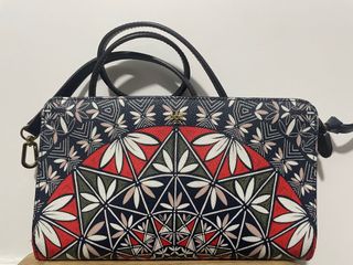 （分類：）位於 。 由 m____ 提交（商品編號 1306205386，圖片 1）。簡介： 。