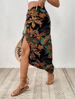 Tropical print twist detail skirt beach cover up