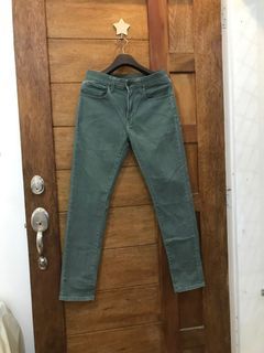 UNIQLO unisex stretchy jeans waist :29-32