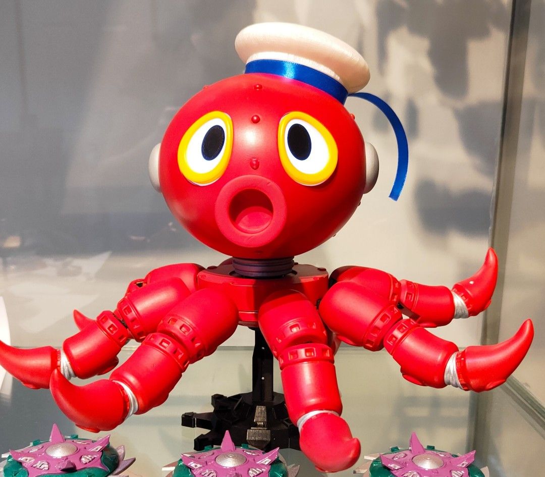 3d printed Octo1 with lights (Category: Figurines & Statues) located in Angeles City. Submitted by pjtoyparts (Listing ID 1301481021, Image 1). Description: 3d printed Octo1 with lights 1:1 Scale 8,000.