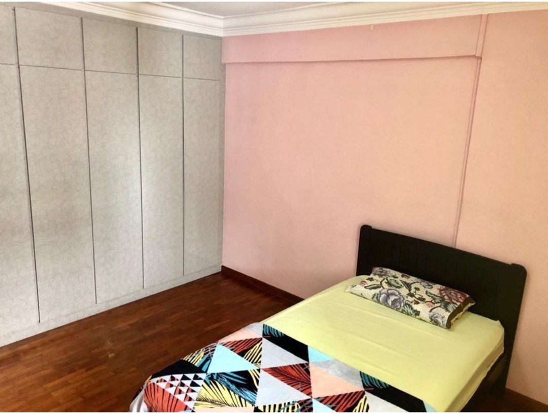 (Category: ) located in . Submitted by sanj7777 (Listing ID 1301591941, Image 1). Description: .