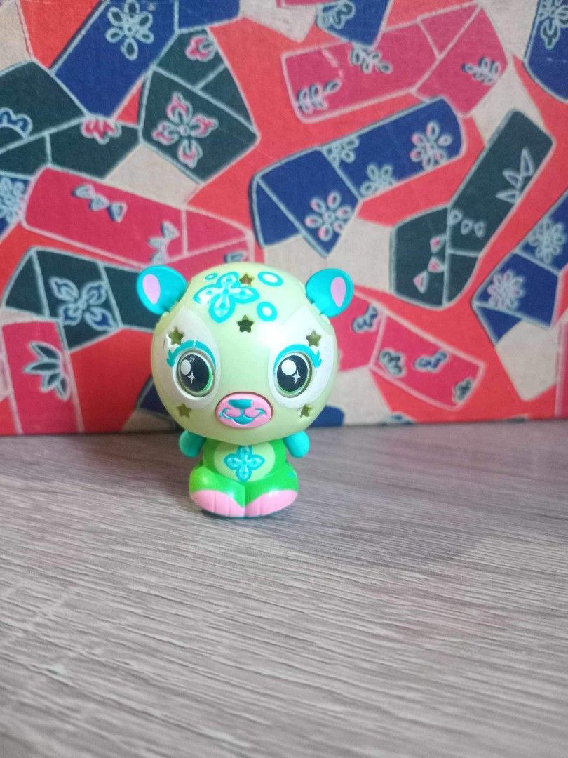 🧸 SPIN MASTER ZOOBLES 🧸 (Category: Interactive Toys) located in Dasmarinas. Submitted by xavier_and_tracy (Listing ID 1301601898, Image 3). Description: 🧸 SPIN MASTER ZOOBLES 🧸 • Brand: Spin Master • Condition: Good • Features: - Magnetic - Pops Up • Material: Hard Plastic 💰 Php380 each 💰.