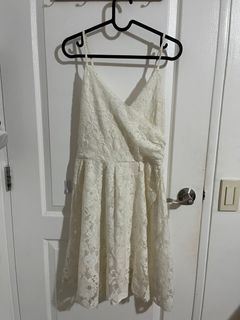 (Category: ) located in . Submitted by preloved_items01 (Listing ID 1301500943, Image 1). Description: .