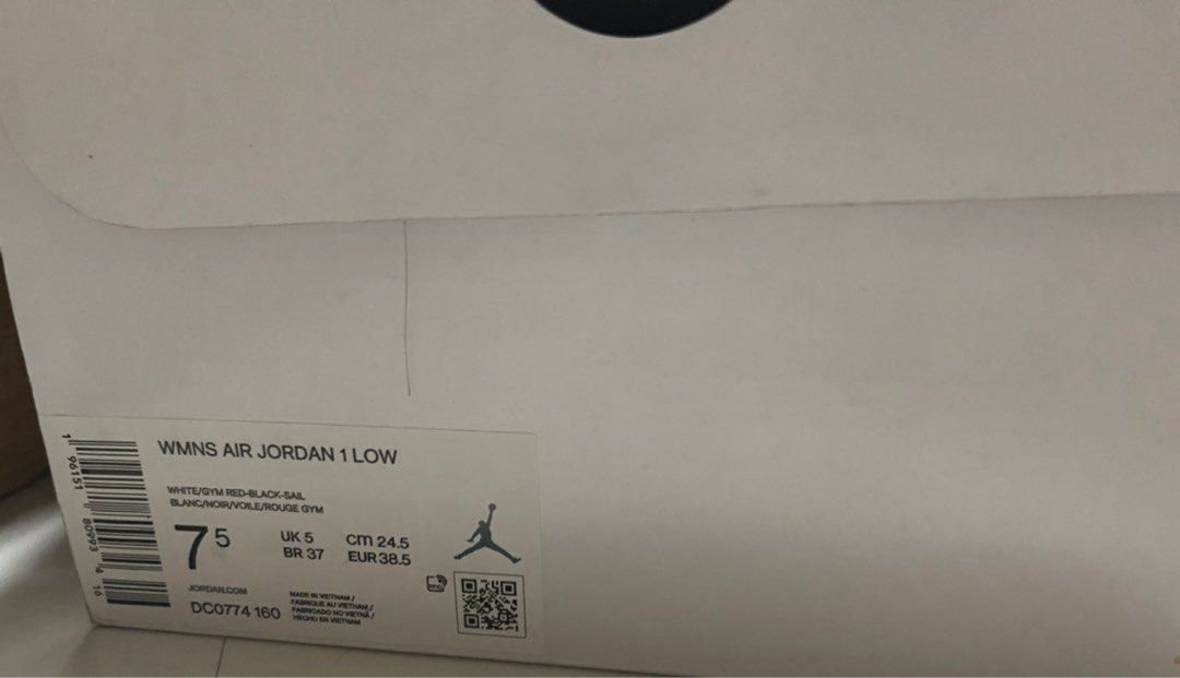 AIR JORDAN LOW 1 (GYM RED) (Category: Sneakers) located in Taguig. Submitted by ky_declutterss (Listing ID 1301548056, Image 2). Description: FOR SALE !! WOMEN’S AIR JORDAN 1 LOW !! Store price: 6,195 - only used thrice - Size: 7.5 womens .