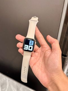 Apple Watch SE 2nd Generation 2022 40mm Starlight
