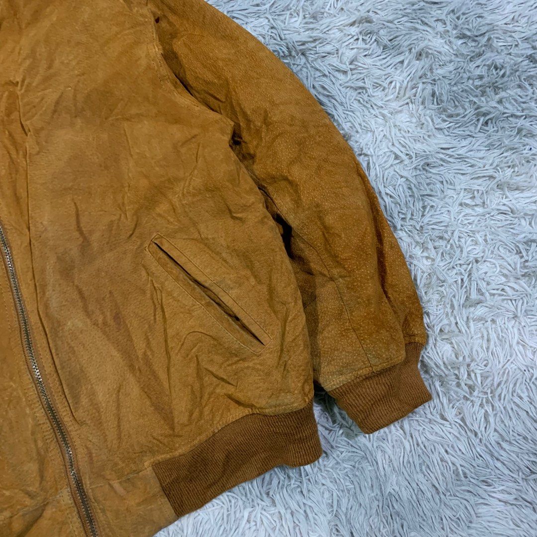 Basic wear gamuza bomber jacket Men s Fashion Coats Jackets and Outerwear on Carousell