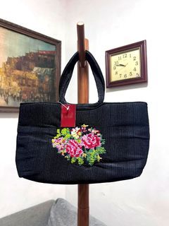 Black Embroidered Hand Bag