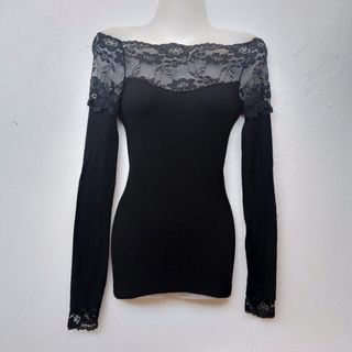 Black Gothic Top Lace Off-Shoulder Fitted