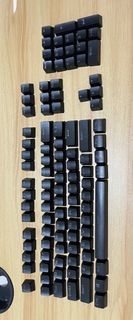 Black Shine Through Keycaps 100 pcs Set for 100% Keyboard Layout