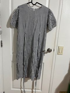 (Category: ) located in . Submitted by preloved_items01 (Listing ID 1301500201, Image 1). Description: .